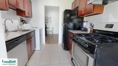 6220 Springhill Dr, Unit 9310-201 in Greenbelt, MD - Building Photo - Building Photo