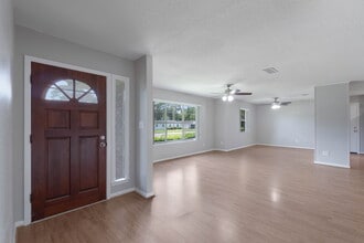38 Sharilyn Dr in Shalimar, FL - Building Photo - Building Photo