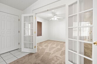 8032 S Sunrise Meadow Dr in Tucson, AZ - Building Photo - Building Photo
