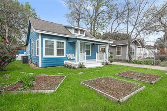 320 Coronado St in Houston, TX - Building Photo - Building Photo