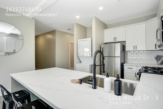 1211 Mollie St in San Diego, CA - Building Photo - Building Photo