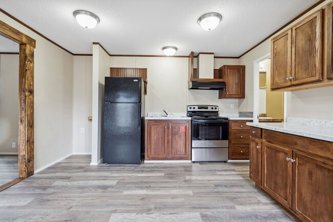 111 S Cedar Dr in Kalispell, MT - Building Photo - Building Photo