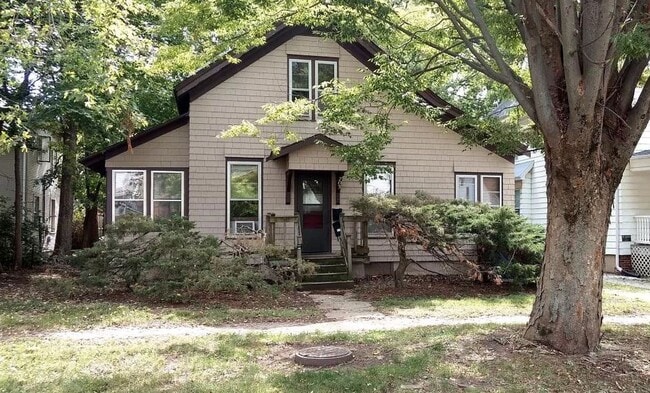 property at 703 W High St