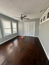 256 Oriental Ave in San Antonio, TX - Building Photo - Building Photo