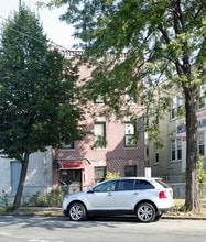 955 E 233rd St in Bronx, NY - Foto de edificio - Building Photo