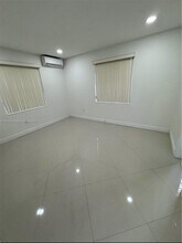 110 E 44th St in Hialeah, FL - Building Photo - Building Photo