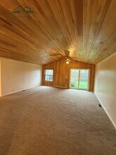 33100 Whetham Way in Cottage Grove, OR - Building Photo - Building Photo