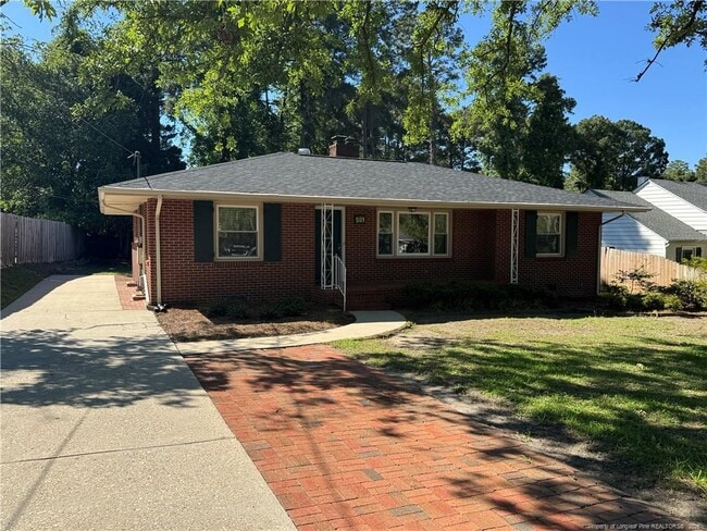 property at 521 Vista Dr