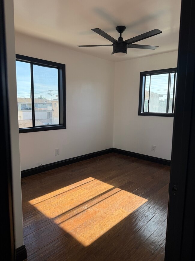 467 W 21st St in San Pedro, CA - Building Photo - Building Photo