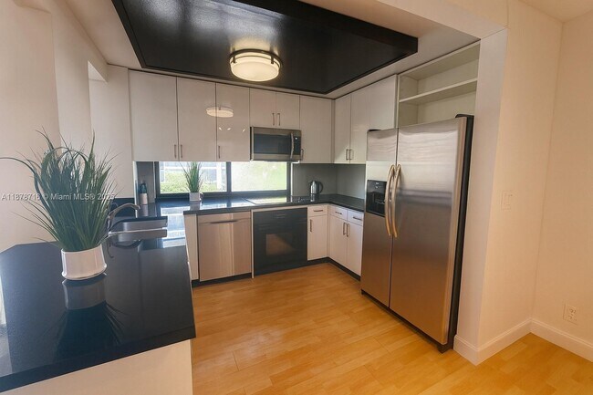 property at 16909 N Bay Rd