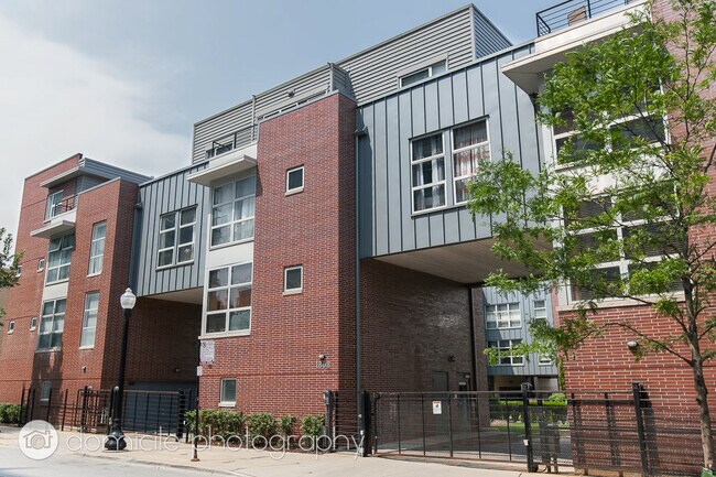 property at 1808 S Michigan Ave