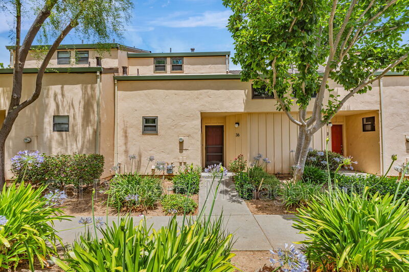 8105 Kern Ave in Gilroy, CA - Building Photo