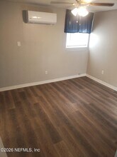 5340 Kingsbury St in Jacksonville, FL - Building Photo - Building Photo