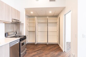 818 12th St, Unit 202 in Altoona, PA - Building Photo - Building Photo