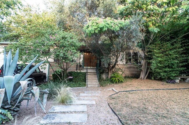 2803 S 5th St in Austin, TX - Building Photo - Building Photo