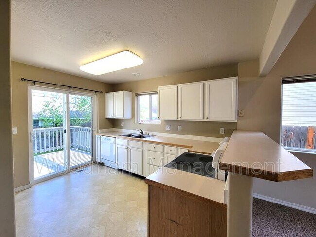 property at 3509 Laredo Dr