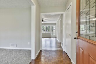 220 Gilbert Rd in Fayetteville, GA - Building Photo - Building Photo