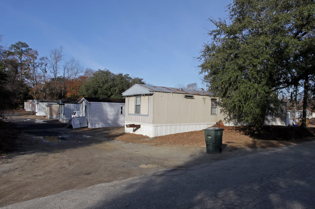 1135 Berkeley St in Charleston, SC - Foto de edificio - Building Photo