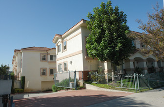 400 E BROADWAY in San Gabriel, CA - Building Photo - Building Photo