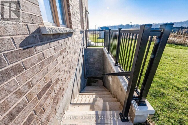 3462 Clayton Trl in Oakville, ON - Building Photo - Building Photo