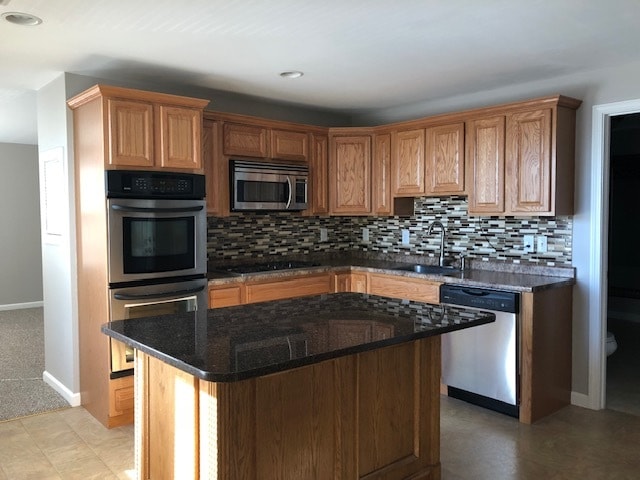 99 Orleans St, Unit B in Lowell, MA - Building Photo - Building Photo