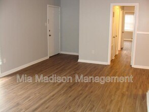 11 Catherine Cir in Savannah, GA - Building Photo - Building Photo