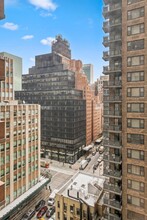 235 E 40th St in New York, NY - Building Photo - Building Photo