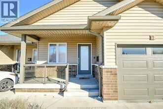 7 Venetian Dr in Amherstburg, ON - Building Photo - Building Photo
