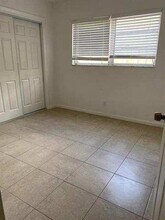 481 Sunshine Dr in Coconut Creek, FL - Building Photo - Building Photo