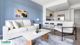 7301 Lake Bank Lp, Unit D2-307 in Ft. Myers, FL - Building Photo