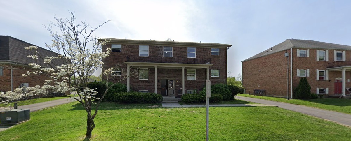 4911 Cawood Dr in Louisville, KY - Building Photo