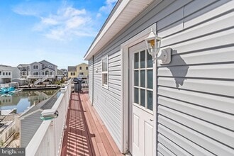 128 E Dory Dr in Little Egg Harbor Township, NJ - Building Photo - Building Photo