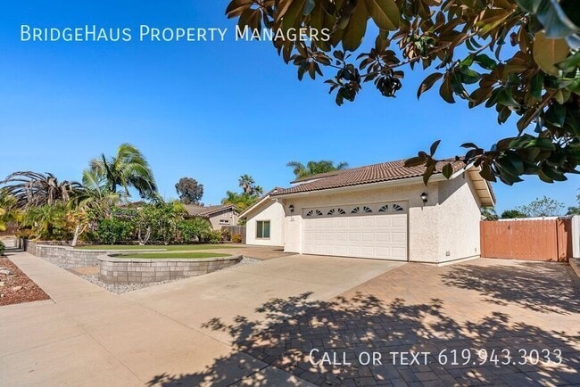 1539 W Knapp Dr in Vista, CA - Building Photo - Building Photo