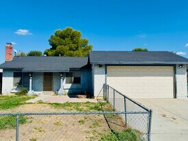 43214 Archwood Way in Lancaster, CA - Building Photo