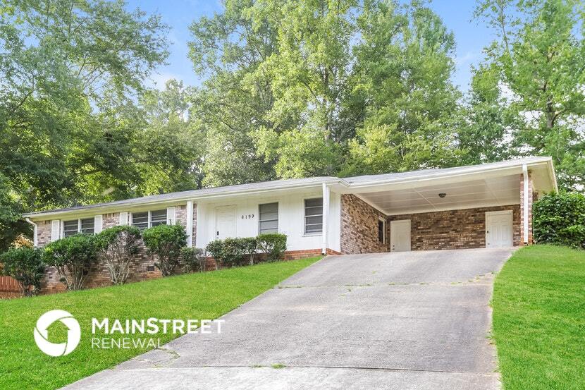 6199 Miranda Ct in Douglasville, GA - Foto de edificio