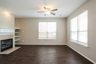 17243 Lafayette Hollow Ln in Humble, TX - Building Photo - Building Photo