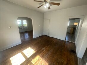 203 Delaware Ave in Danville, IL - Building Photo - Building Photo