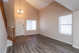 10641 W Piccadilly Rd in Avondale, AZ - Building Photo - Building Photo