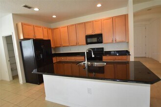 1333 Merion Dr in Mount Dora, FL - Building Photo - Building Photo