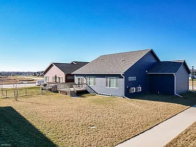 1855 NE Little Beaver Dr in Grimes, IA - Building Photo - Building Photo