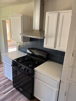 406 S Fredonia St in Longview, TX - Building Photo