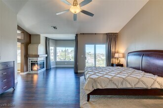 54 Grossinger Ct in Henderson, NV - Building Photo - Building Photo