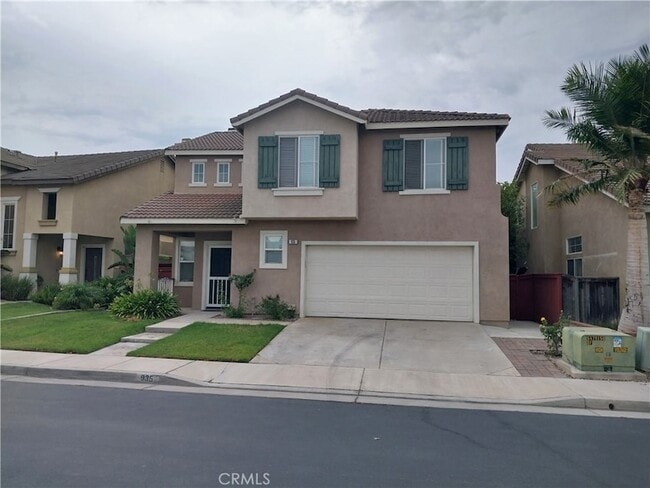 property at 935 Redtail Dr