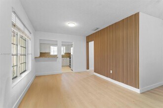 9125 Carlyle Ave in Surfside, FL - Building Photo - Building Photo