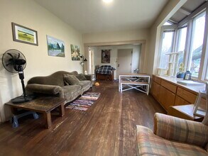 825 N Garden St in Bellingham, WA - Building Photo - Building Photo