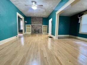 1526 Royce Ave in Kalamazoo, MI - Building Photo - Building Photo