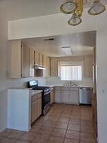 9004 I Ave, Unit C in Hesperia, CA - Building Photo
