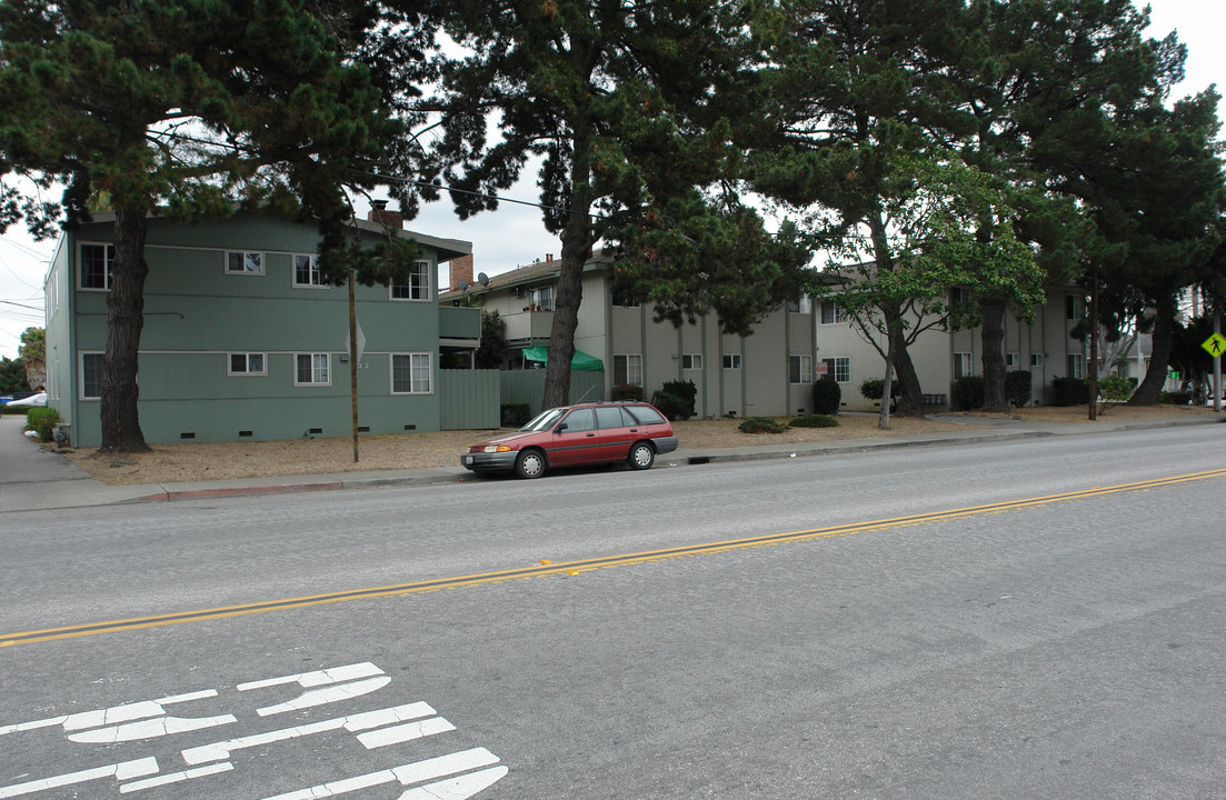 132 S Bernardo Ave in Sunnyvale, CA - Building Photo