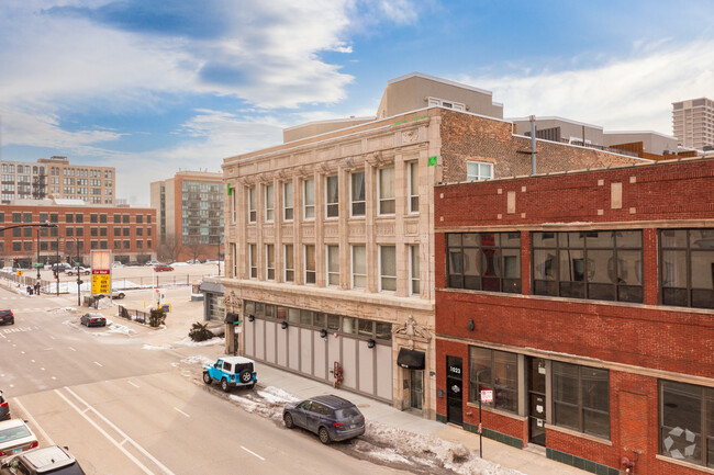 1019 W Jackson Blvd in Chicago, IL - Foto de edificio - Building Photo