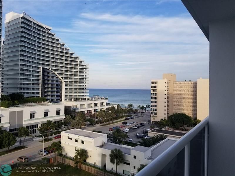 336 N Birch Rd in Fort Lauderdale, FL - Building Photo